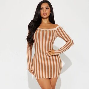 NWT Fashion Nova stretchy thick fabric dress